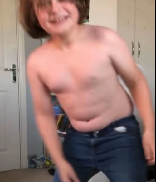 Screenshot_20251228-211943.TikTok.png
