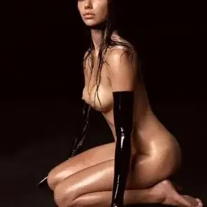 Adriana-Lima-Nude-Naked-Porn-13-295x295-optimized.webp