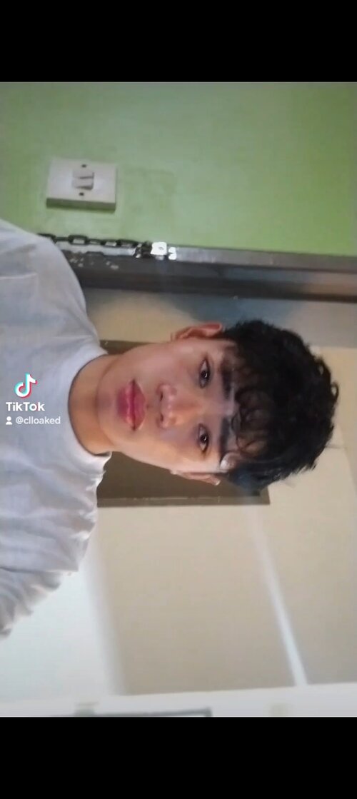 Screenshot_20260413_122626_com_hihonor_photos_SlotAlbumActivity.jpg