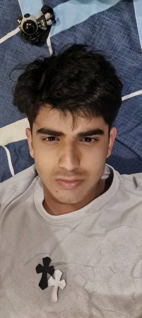 Screenshot_20260730_204023_FaceApp.jpg