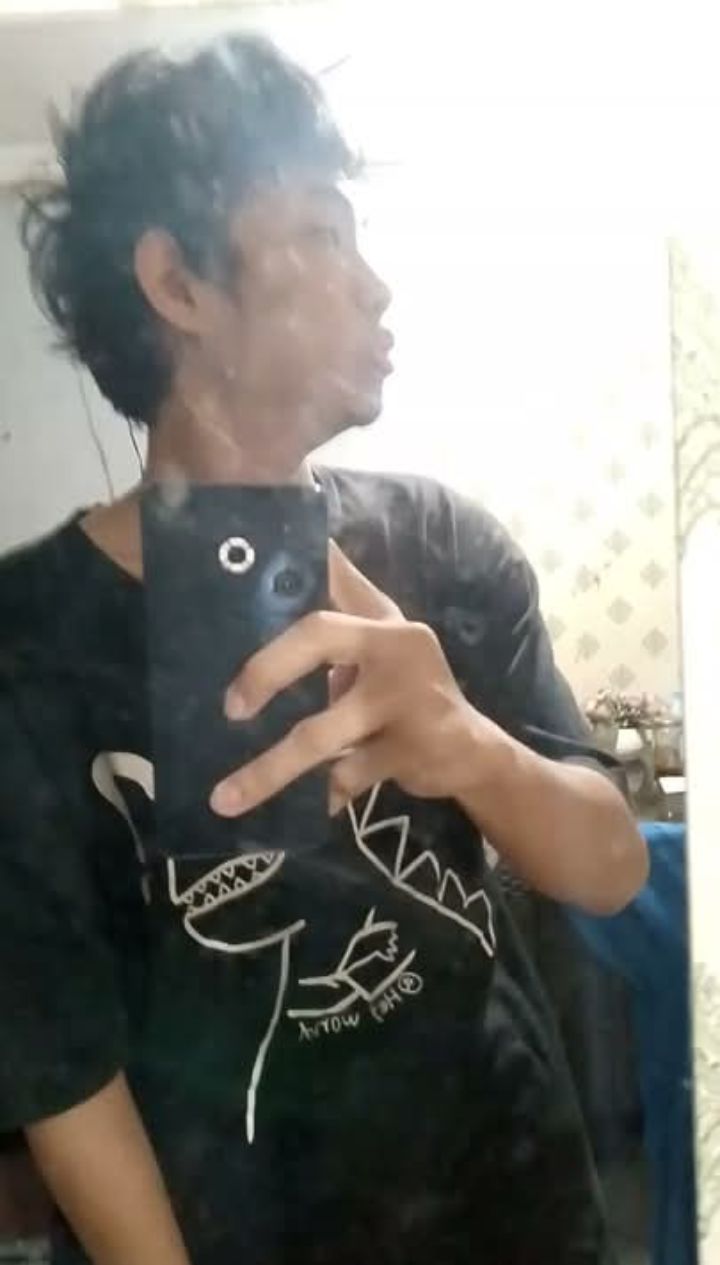1000195083