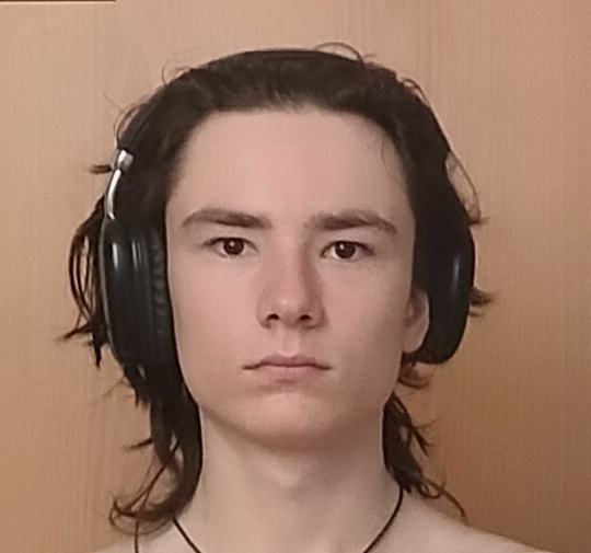 1000007581