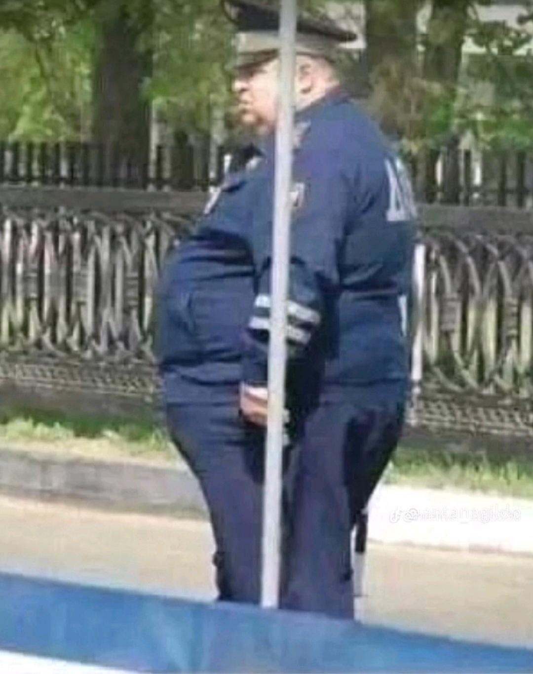 1785723392053