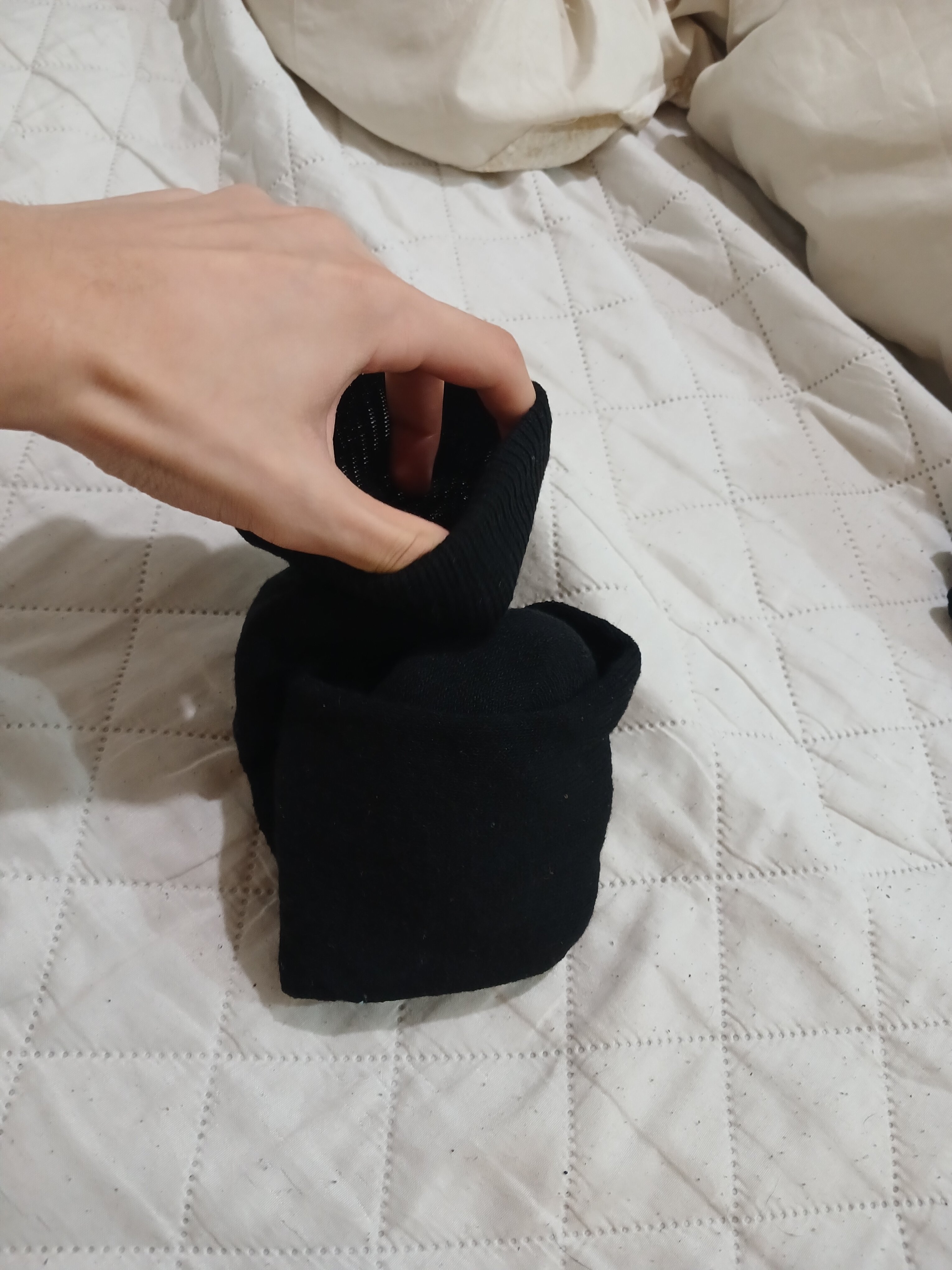 972