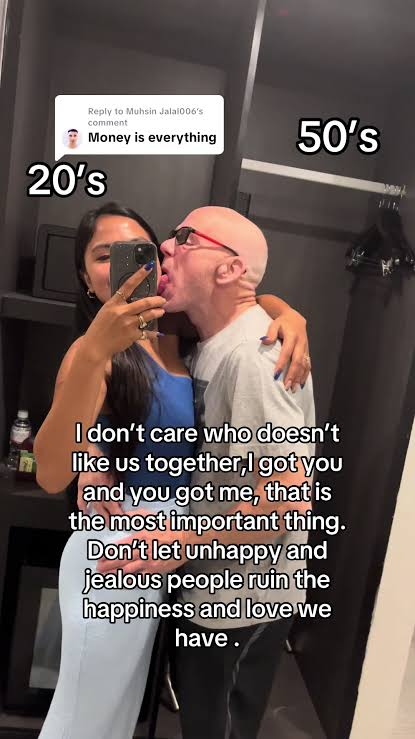 1786404209465