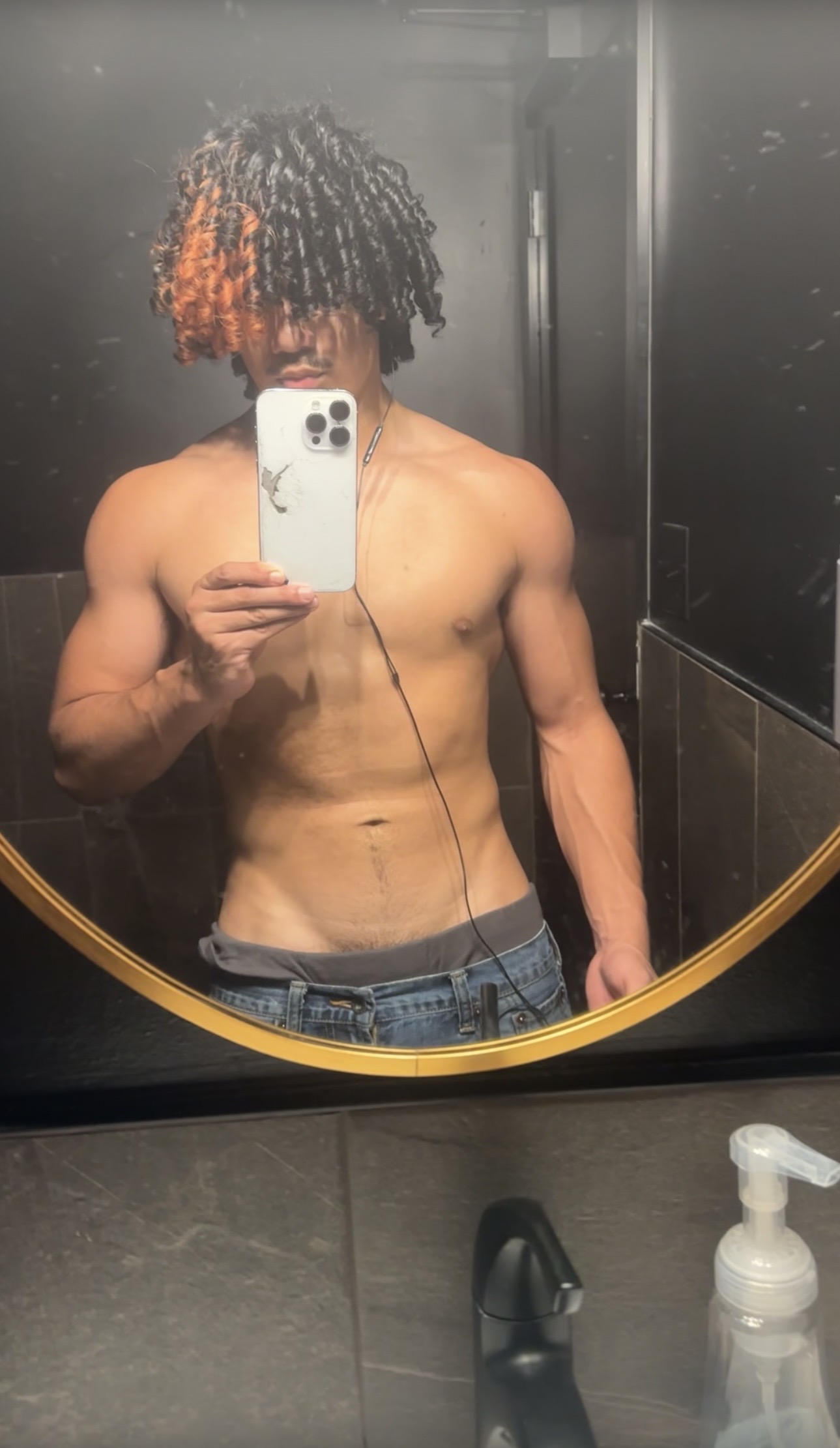 1786574062883