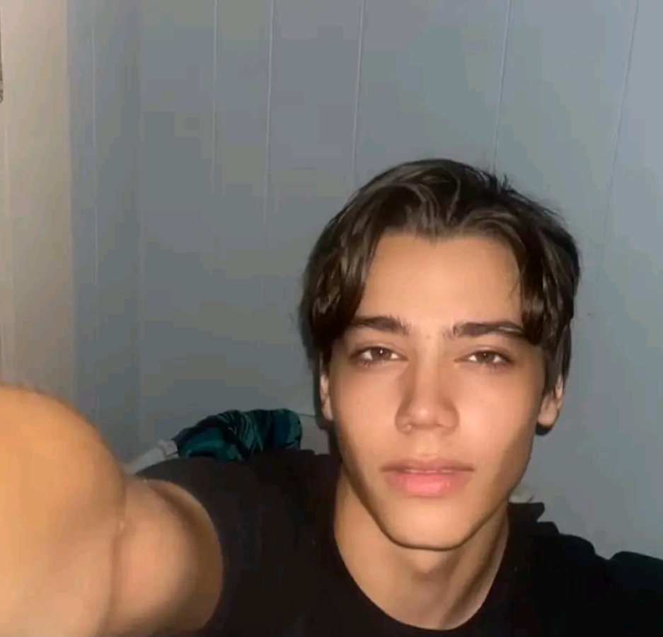 1000032018