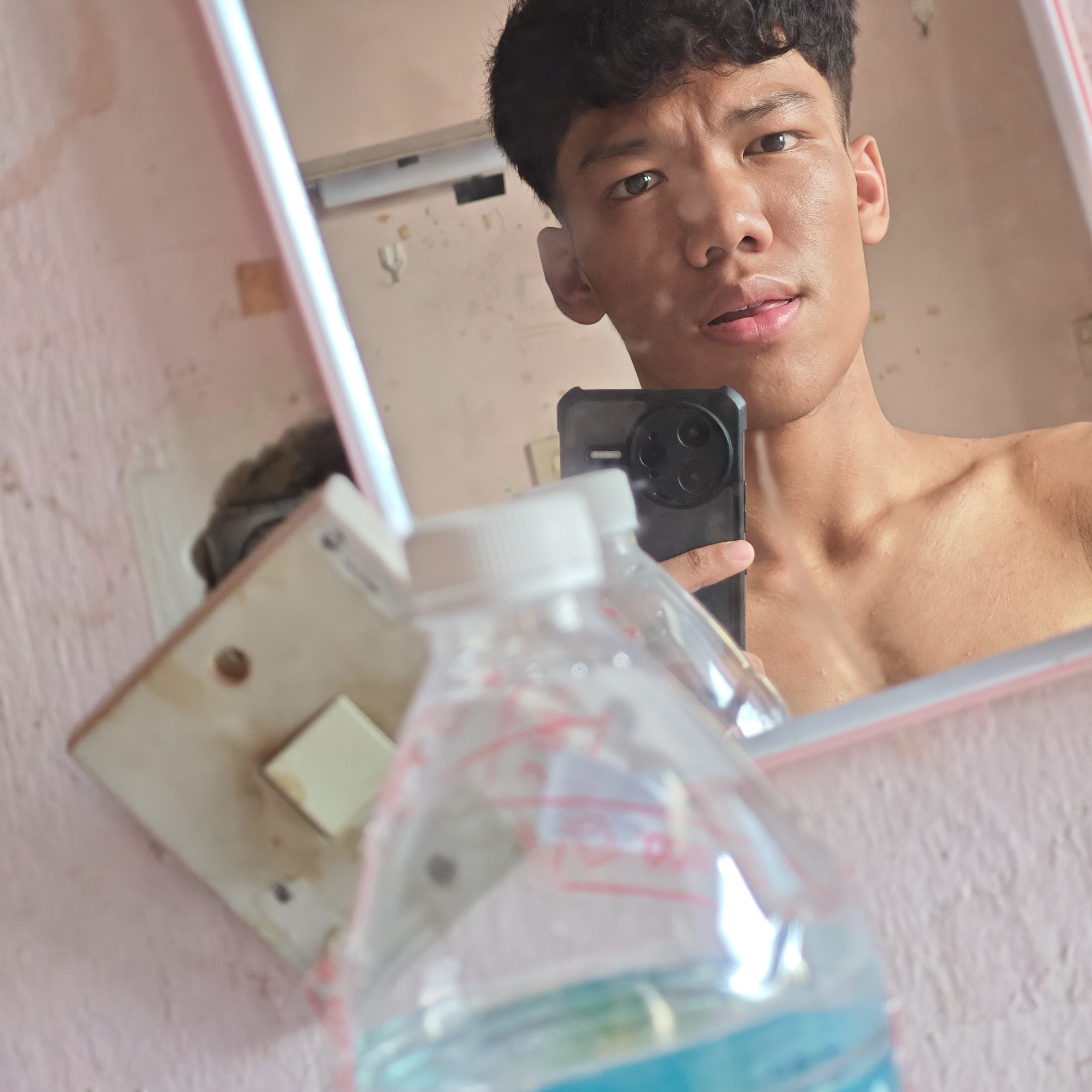 1001568197
