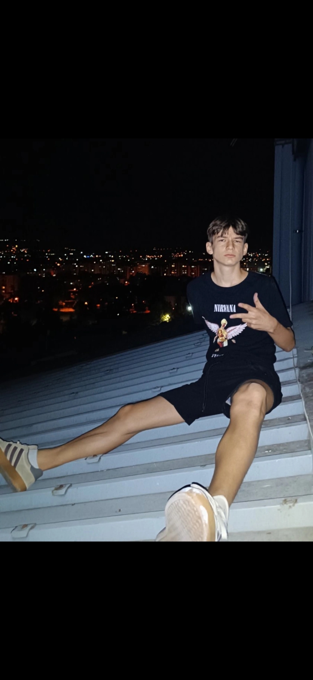 1000011496