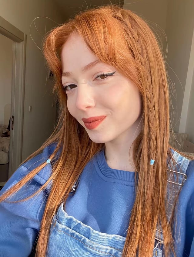 Natural red haired turkish girl v0 7tnbg9fqkhse1