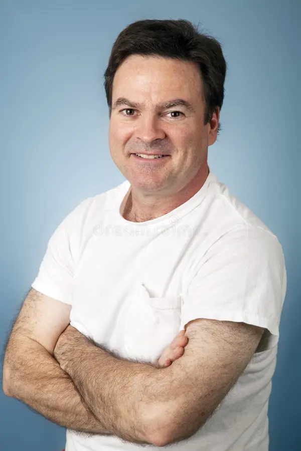 Friendly man portrait 13689649