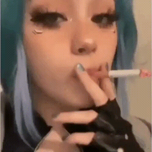 6390366 e girl smoking