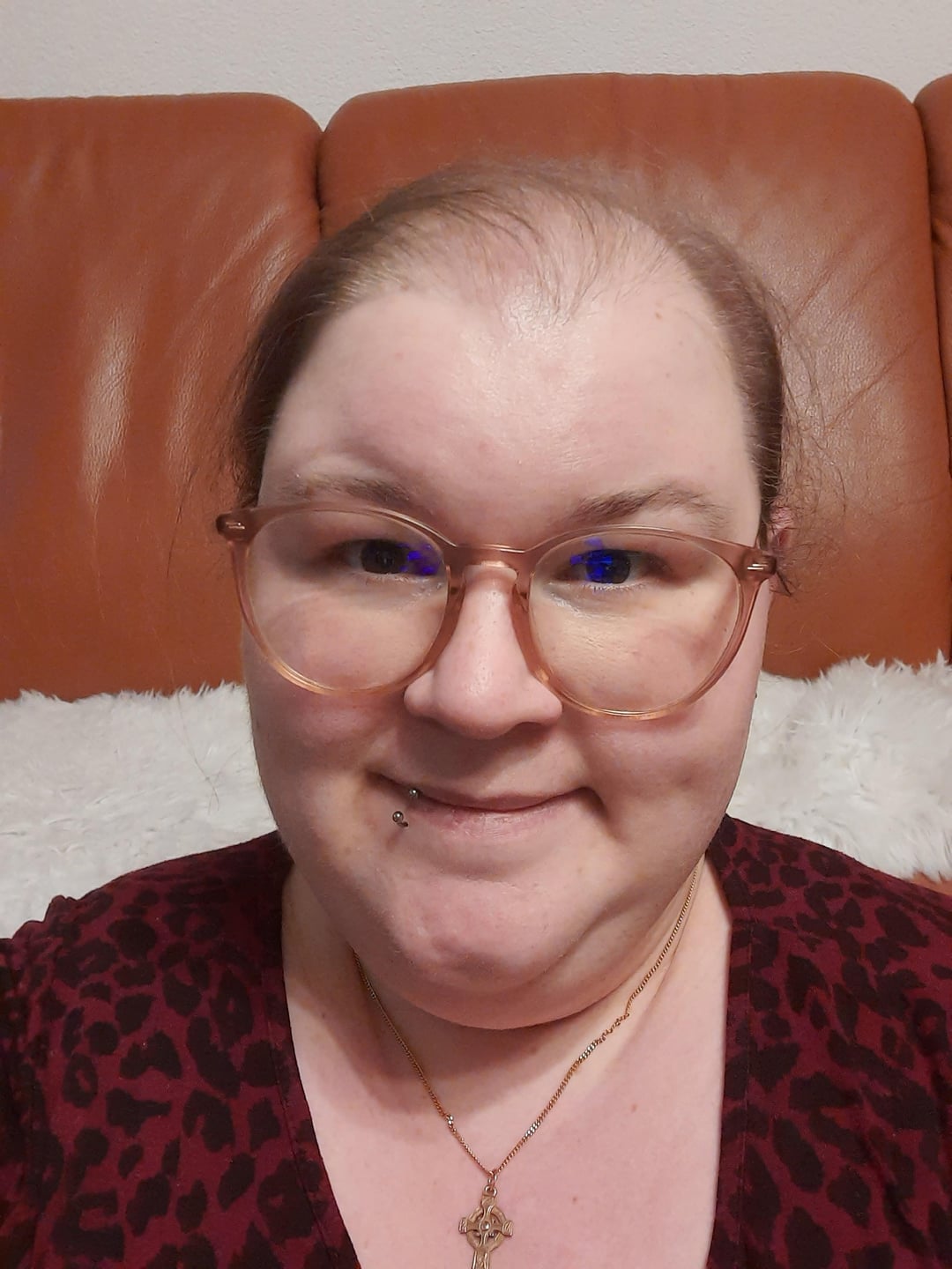 This is raw what do i do as a nearly bald fat woman v0 wm0lu3sv38sg1
