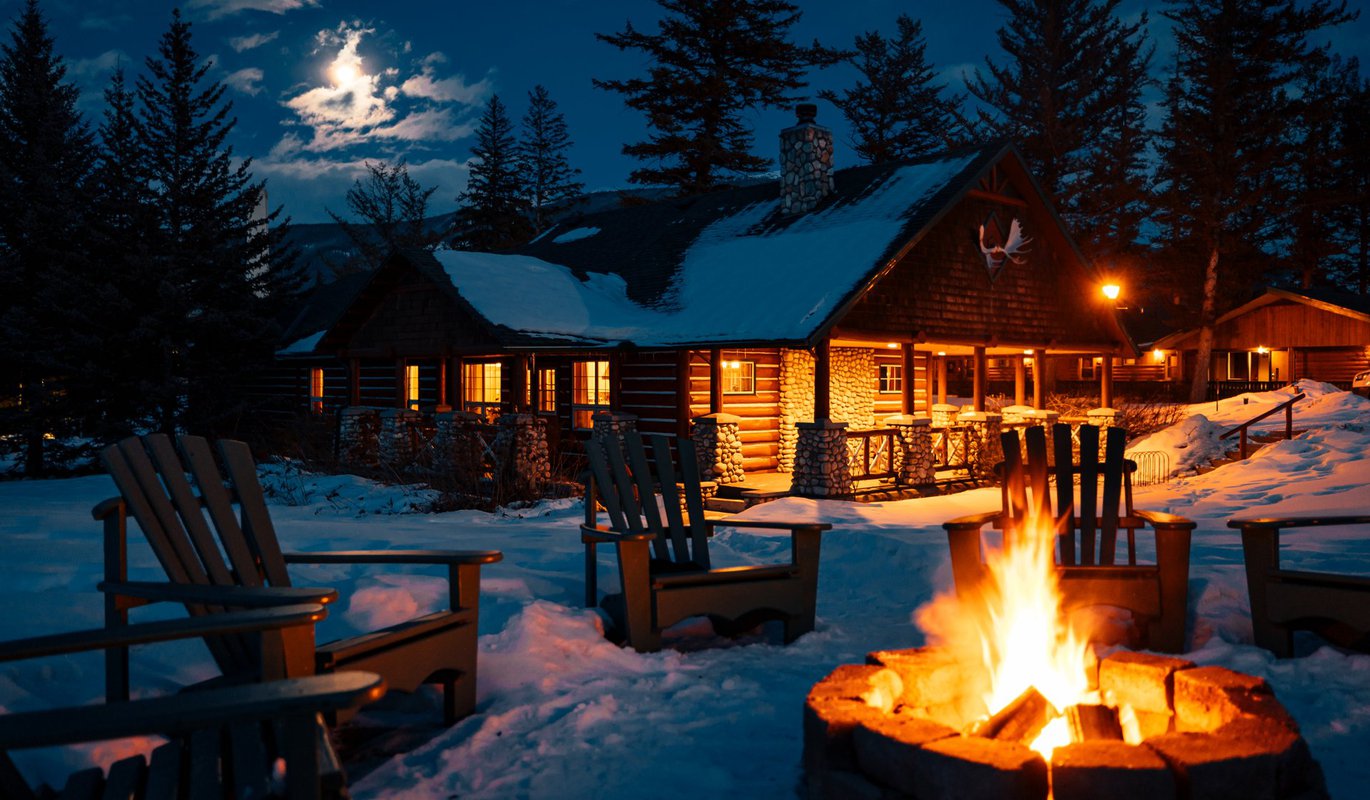 Jasper Park Lodge 10 large2e16d0bafill 1370x800