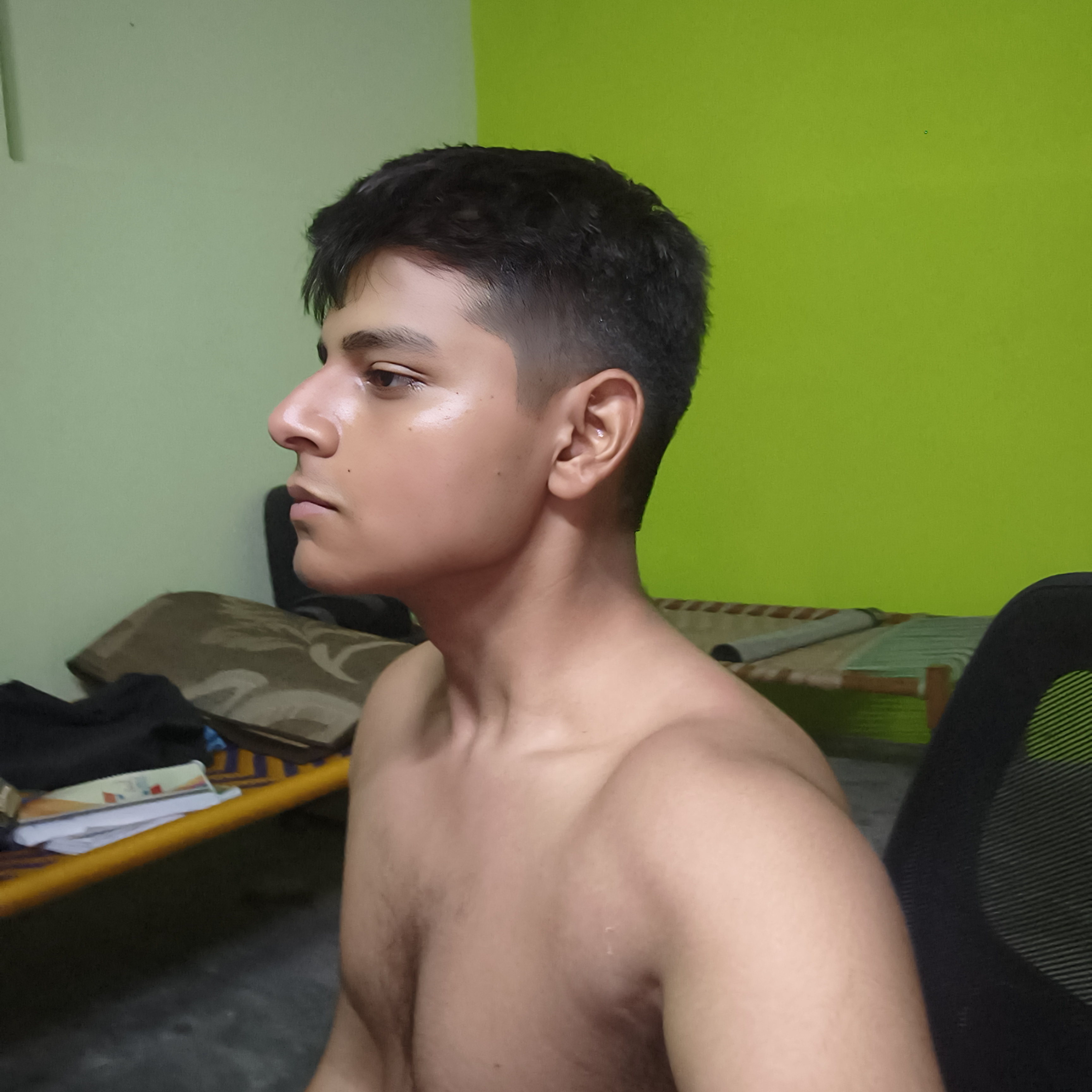 1000093042