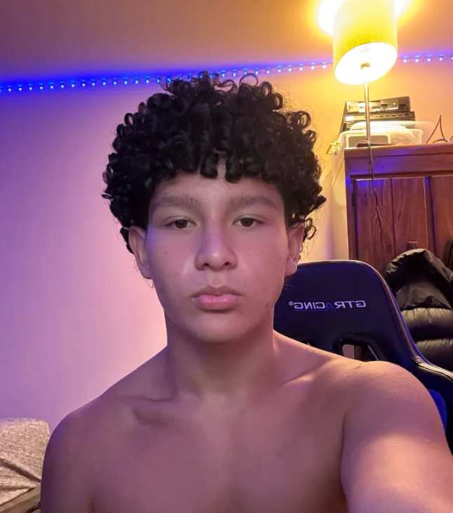 1787703632811