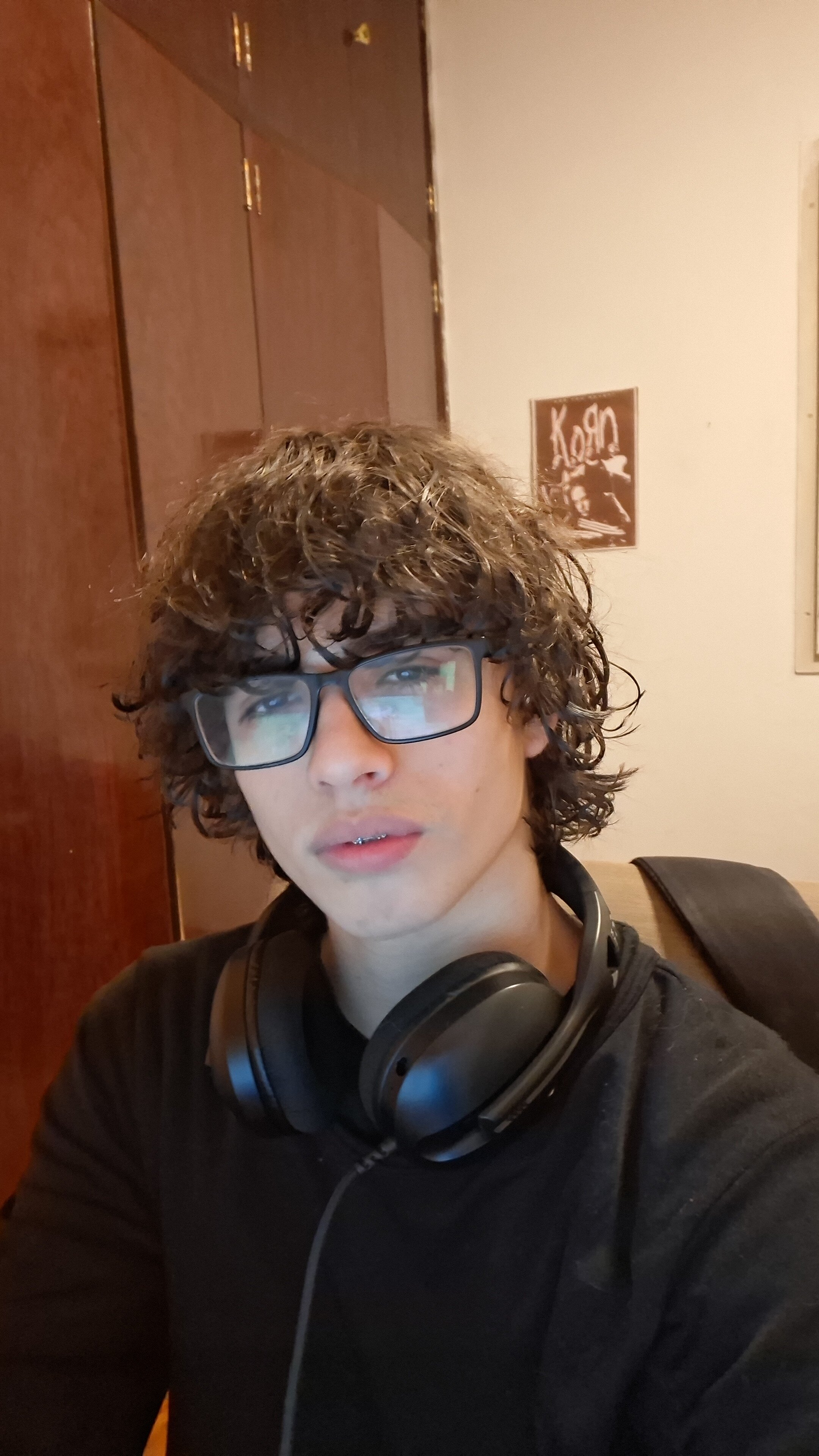 1000359938