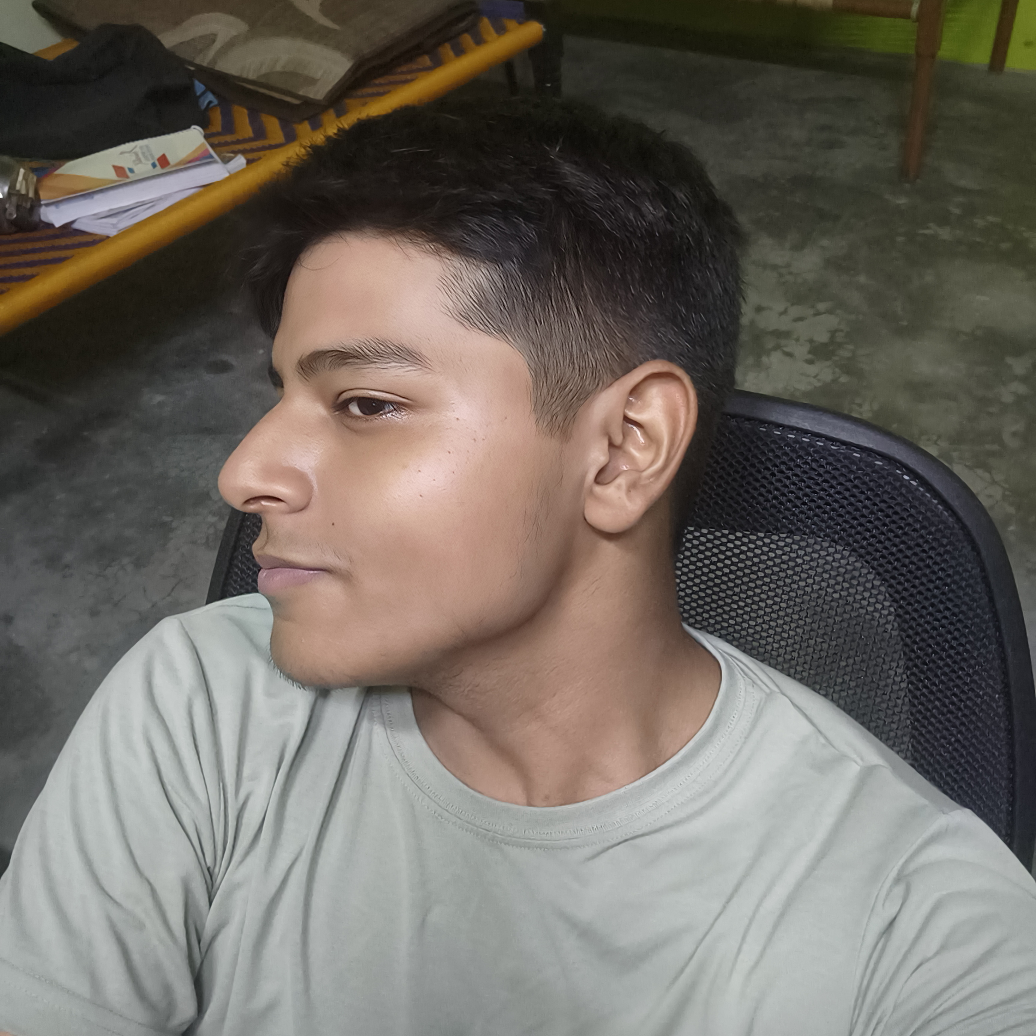 1000093497