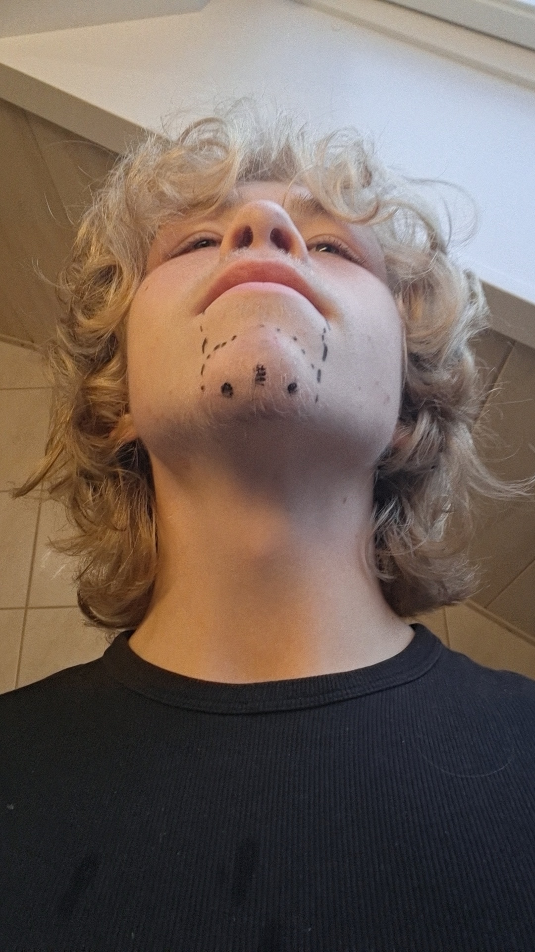 76992
