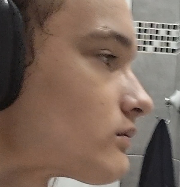 1000009083