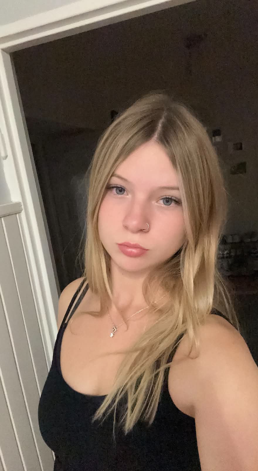 1000015221