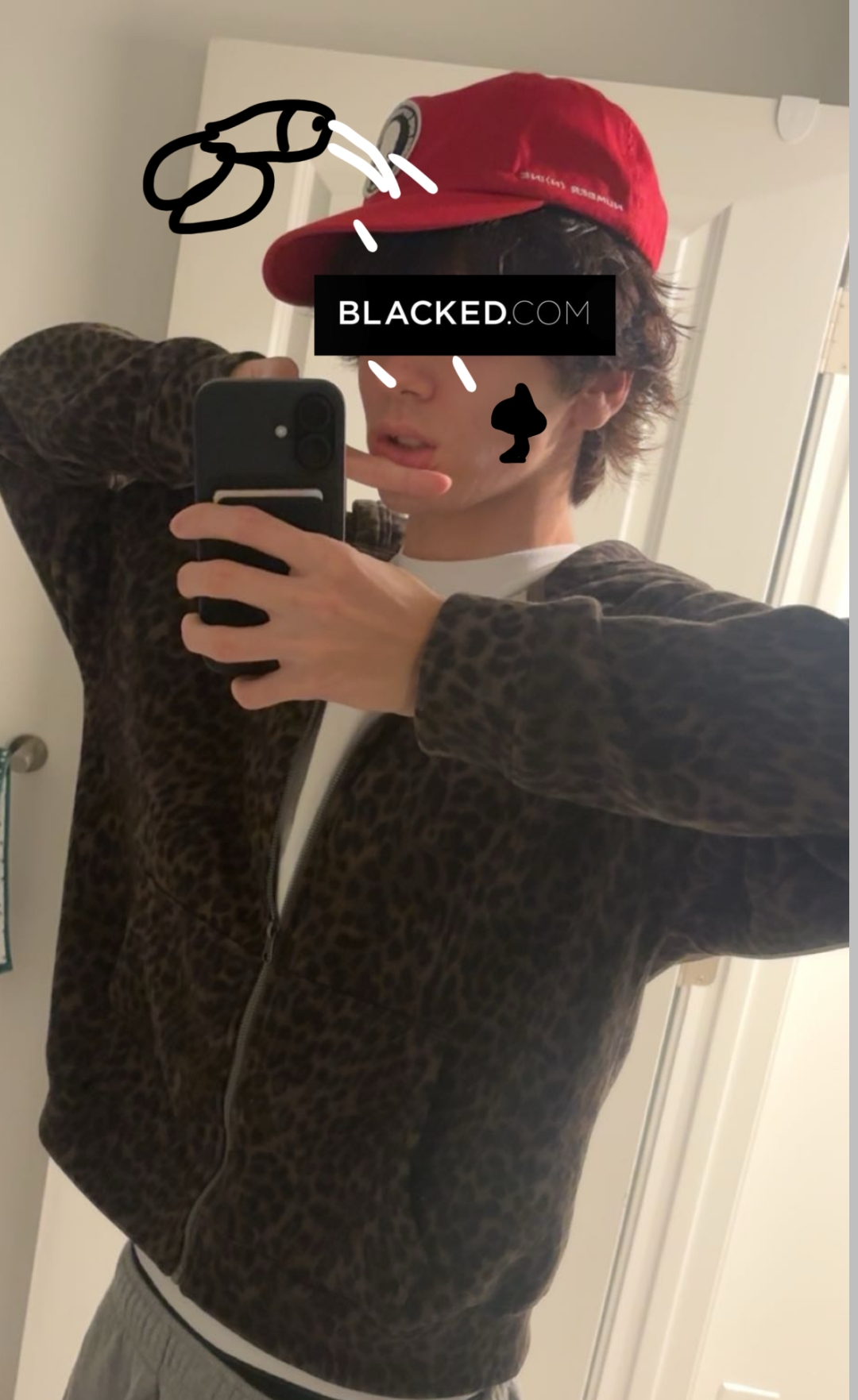 43247