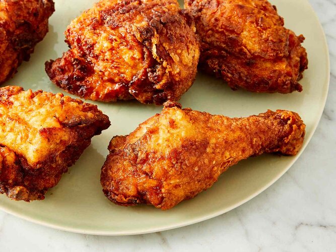 8805-Crispy-Fried-Chicken-PICS-Beauty-4x3-240055e7b52840ff90d1c05d556db2e8.jpg