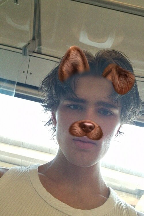 Snapchat 21018462751