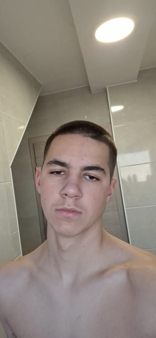 Screenshot_20260814_014309_Photos.jpg