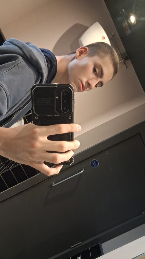 Snapchat-2145333172.jpg