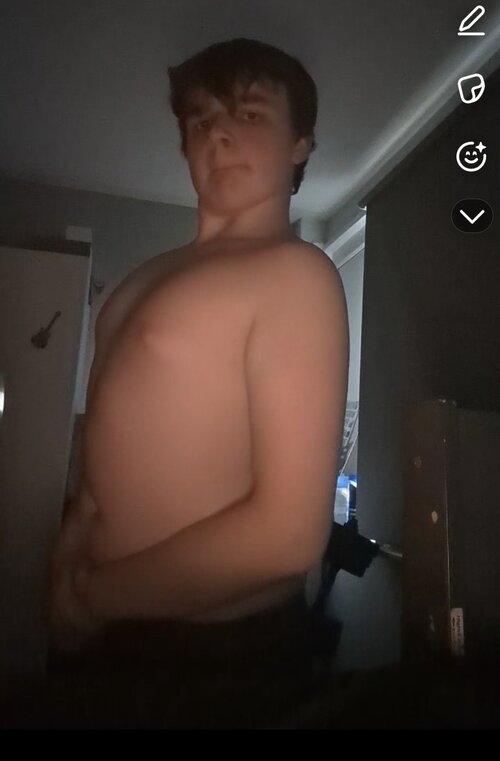 Screenshot_20260824_204155_Snapchat.jpg