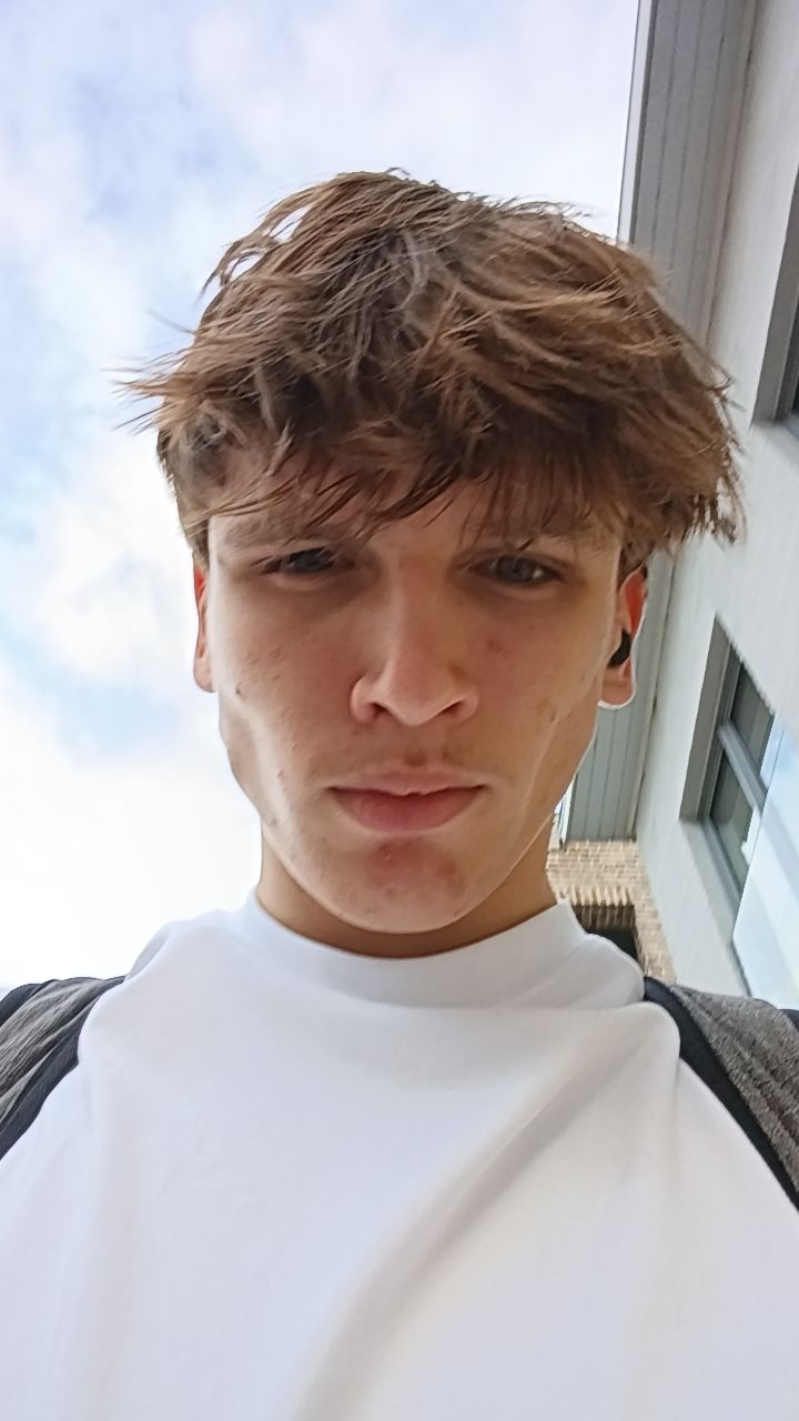 Snapchat 1553381007