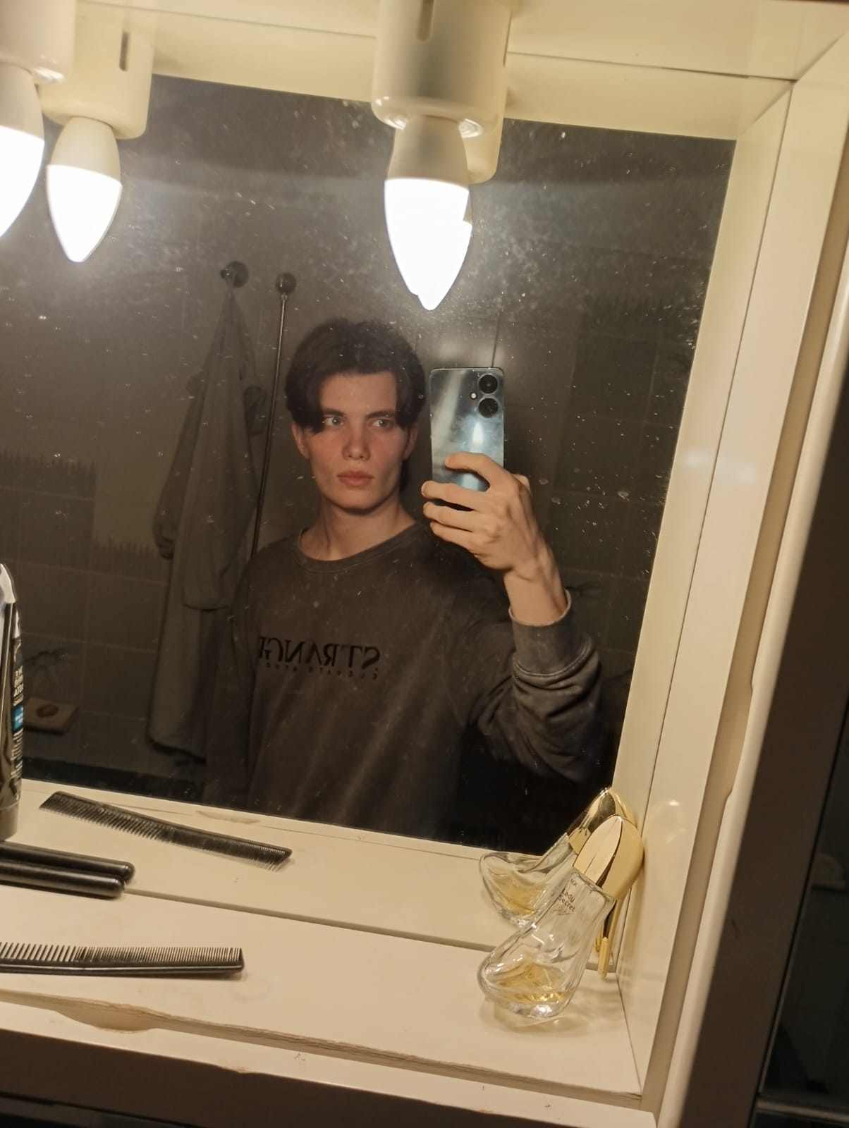 1000022859