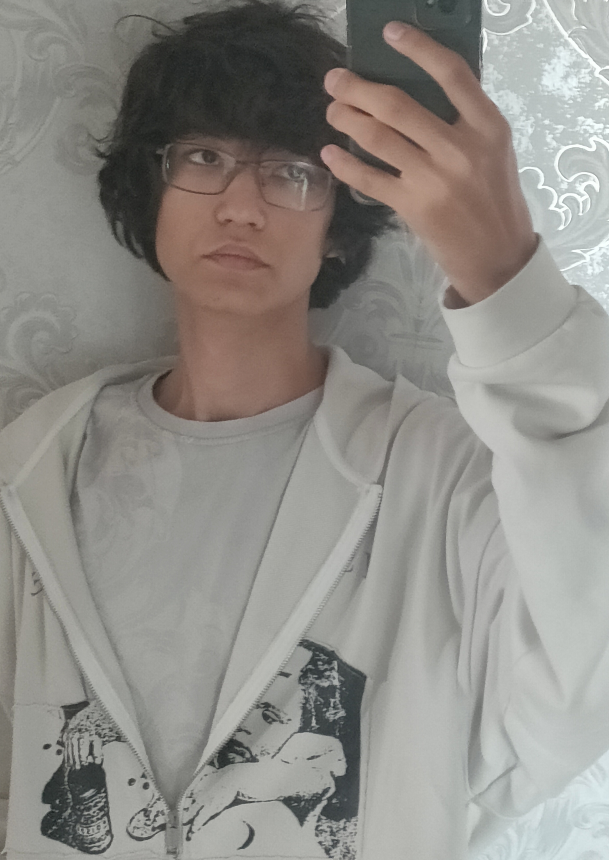 1000882357
