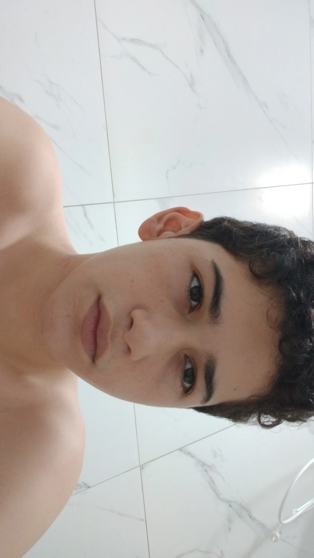1000039483