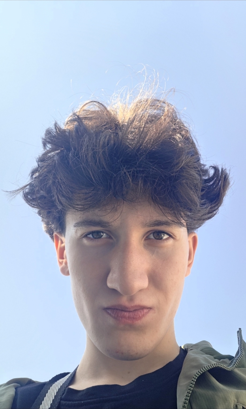 7736