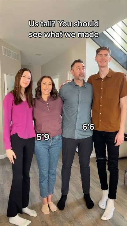 74933
