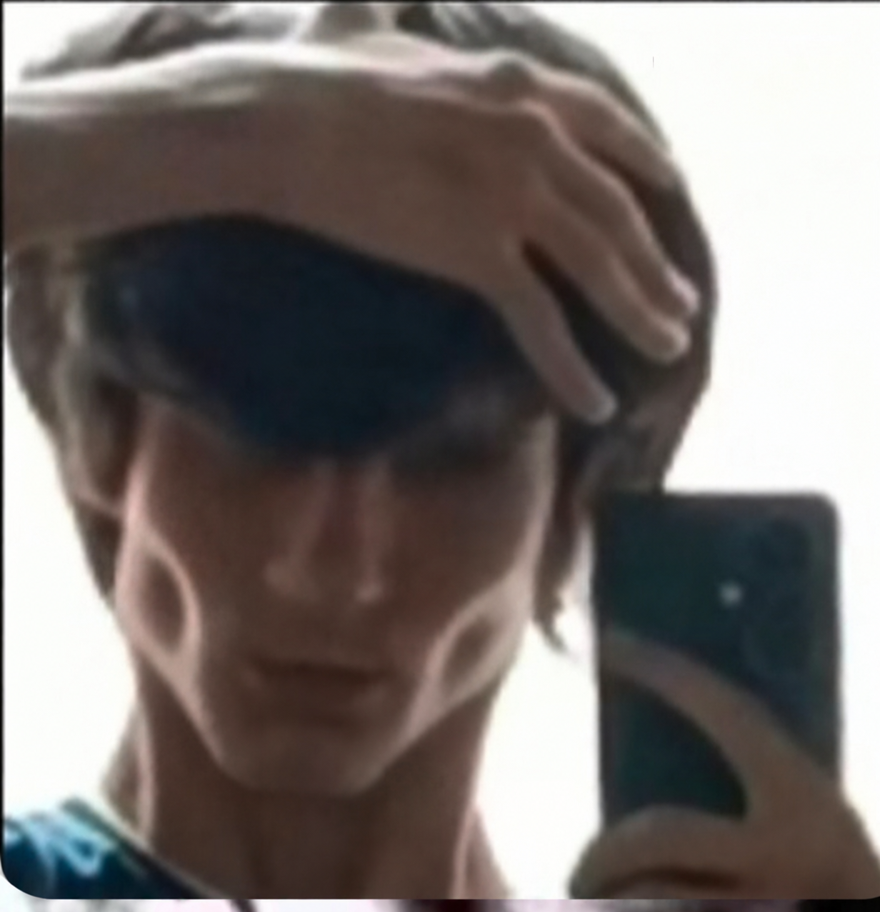 3784