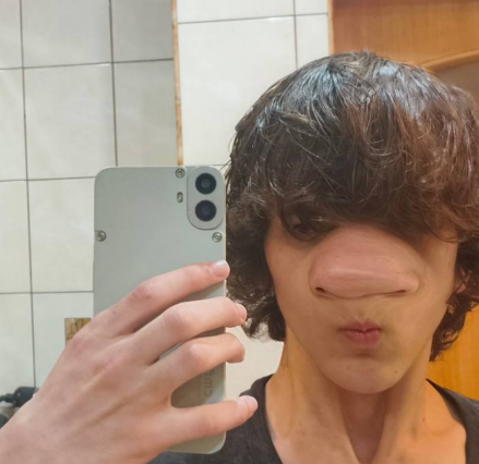 1789290524379