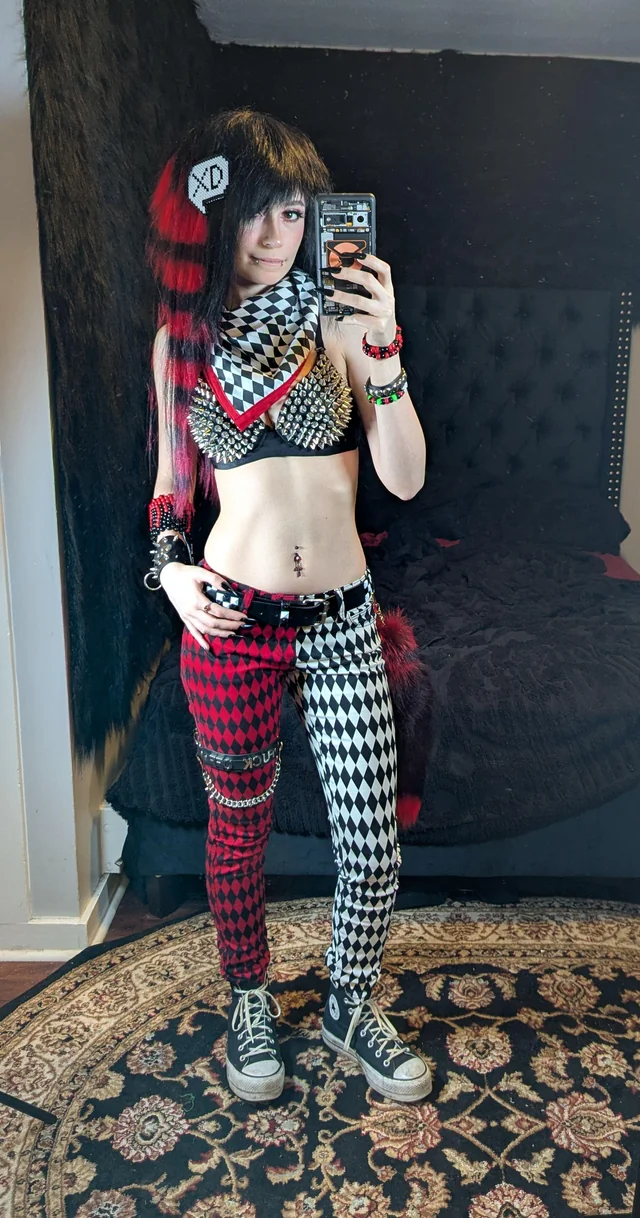 Do we like scene girls here v0 pklqftwowmze1