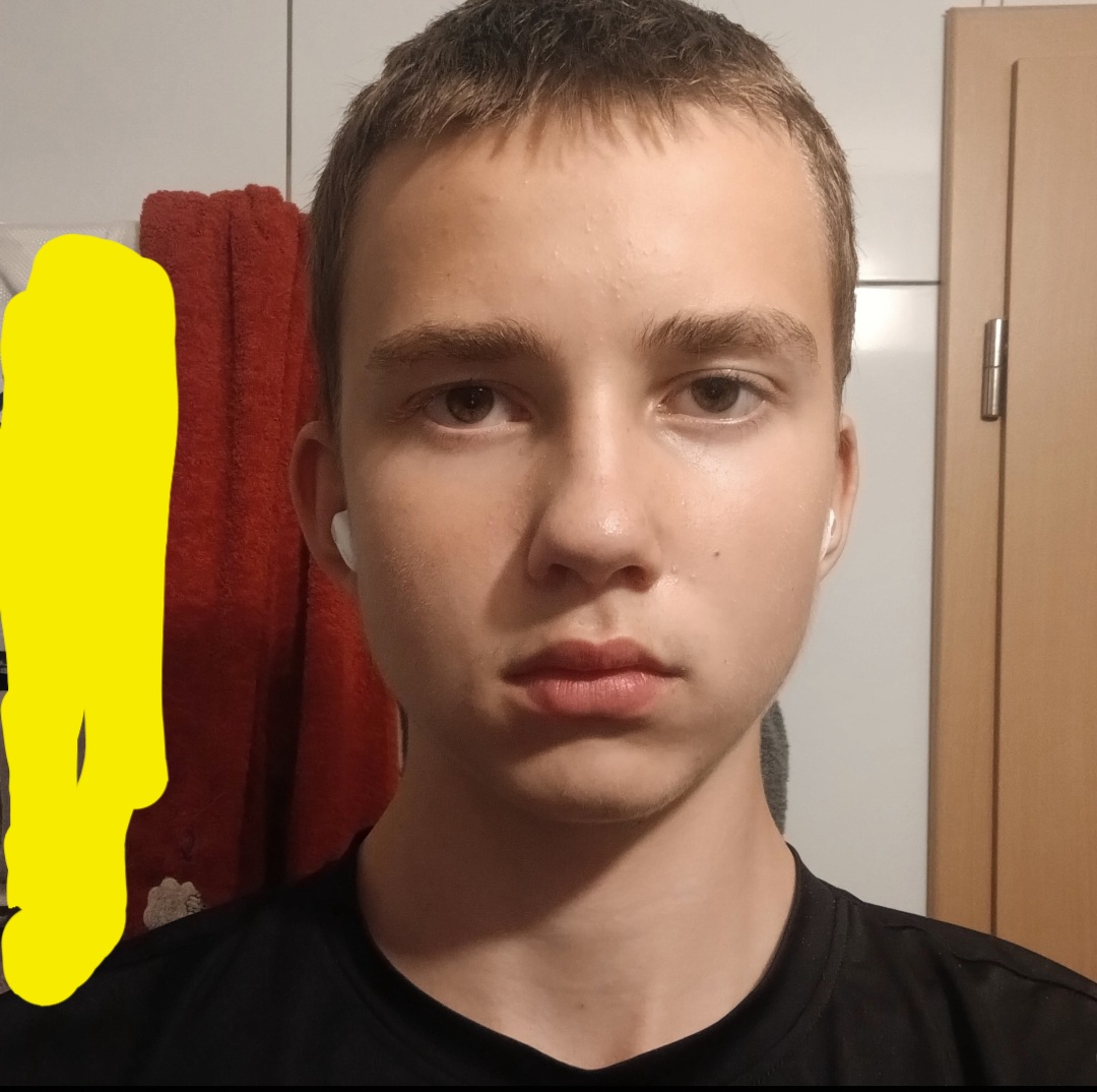 1000027008