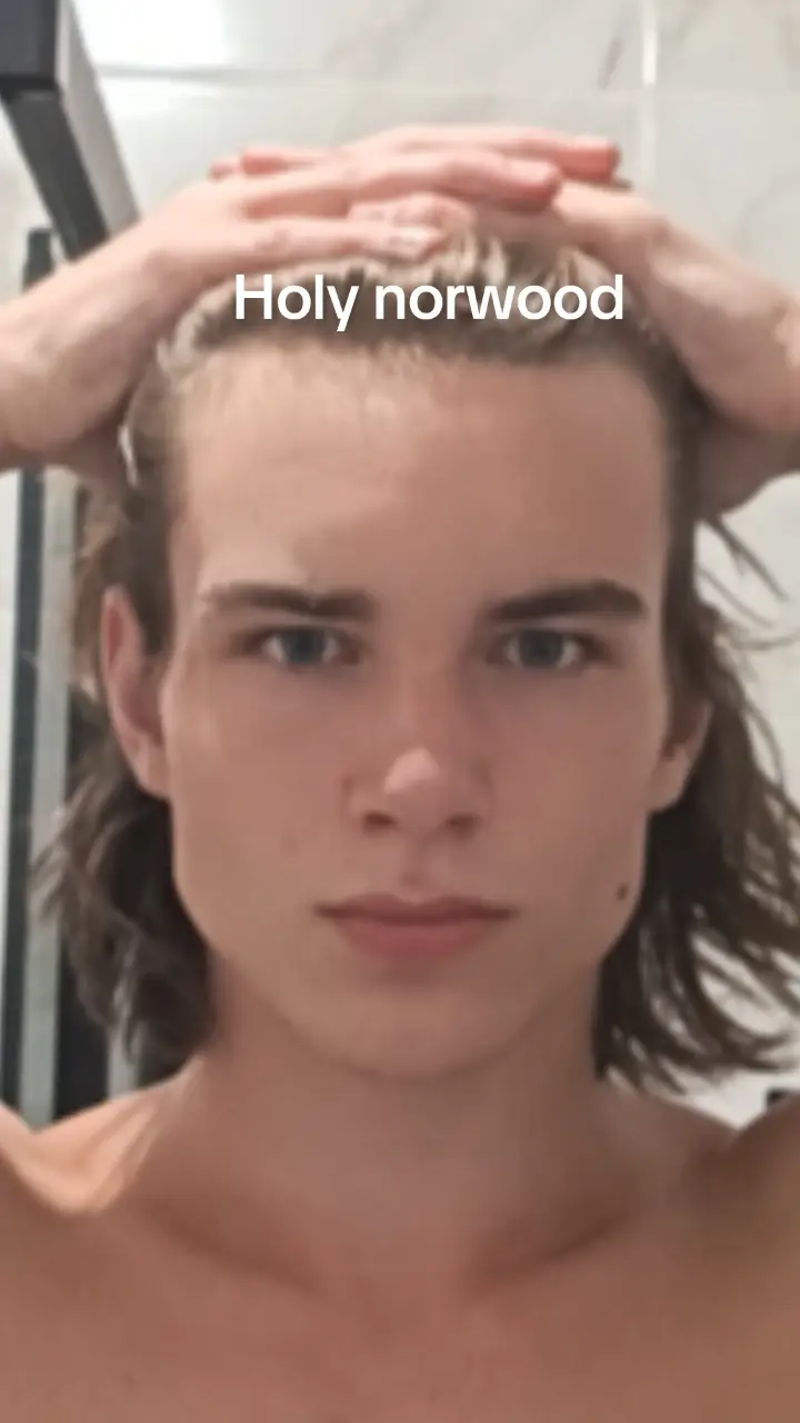 35693