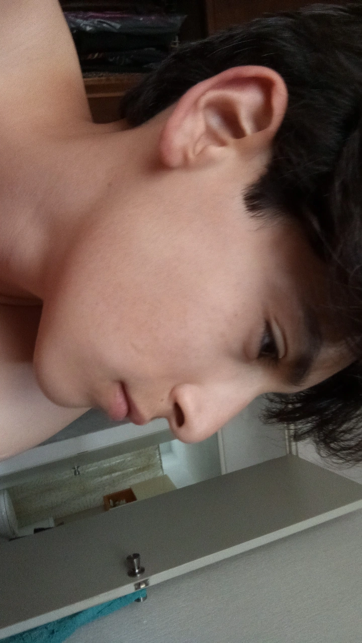 1000082135