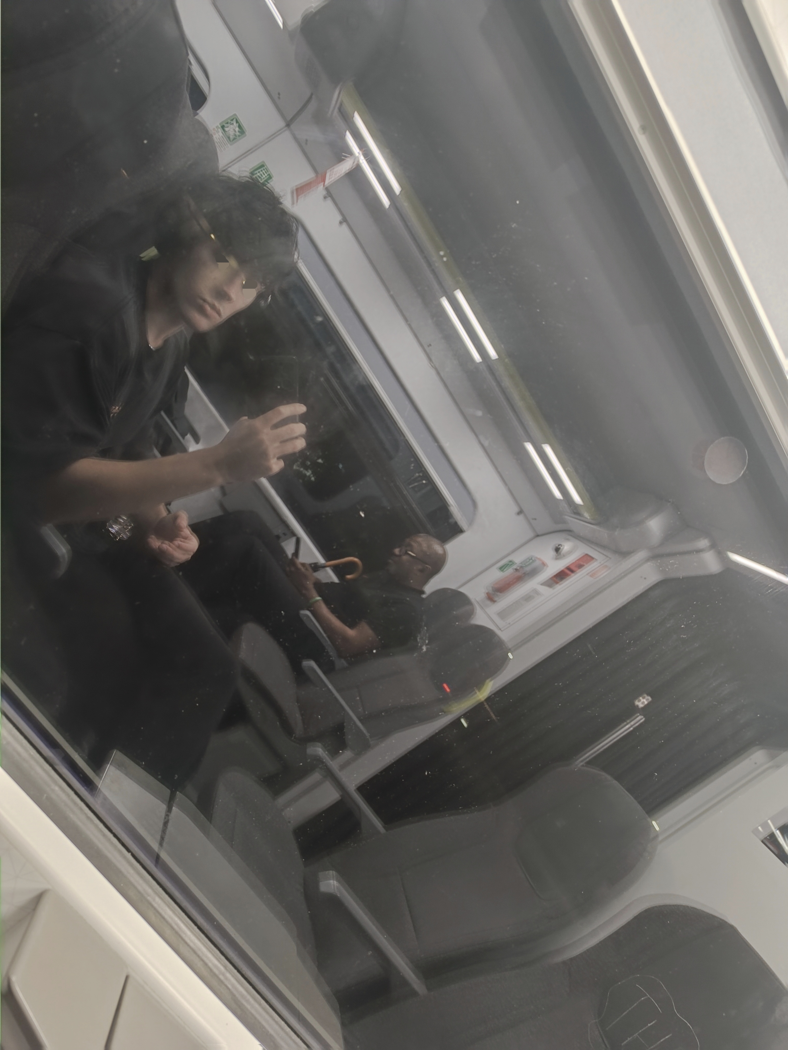 1000128517