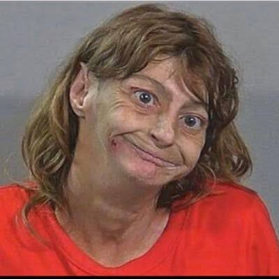 4557