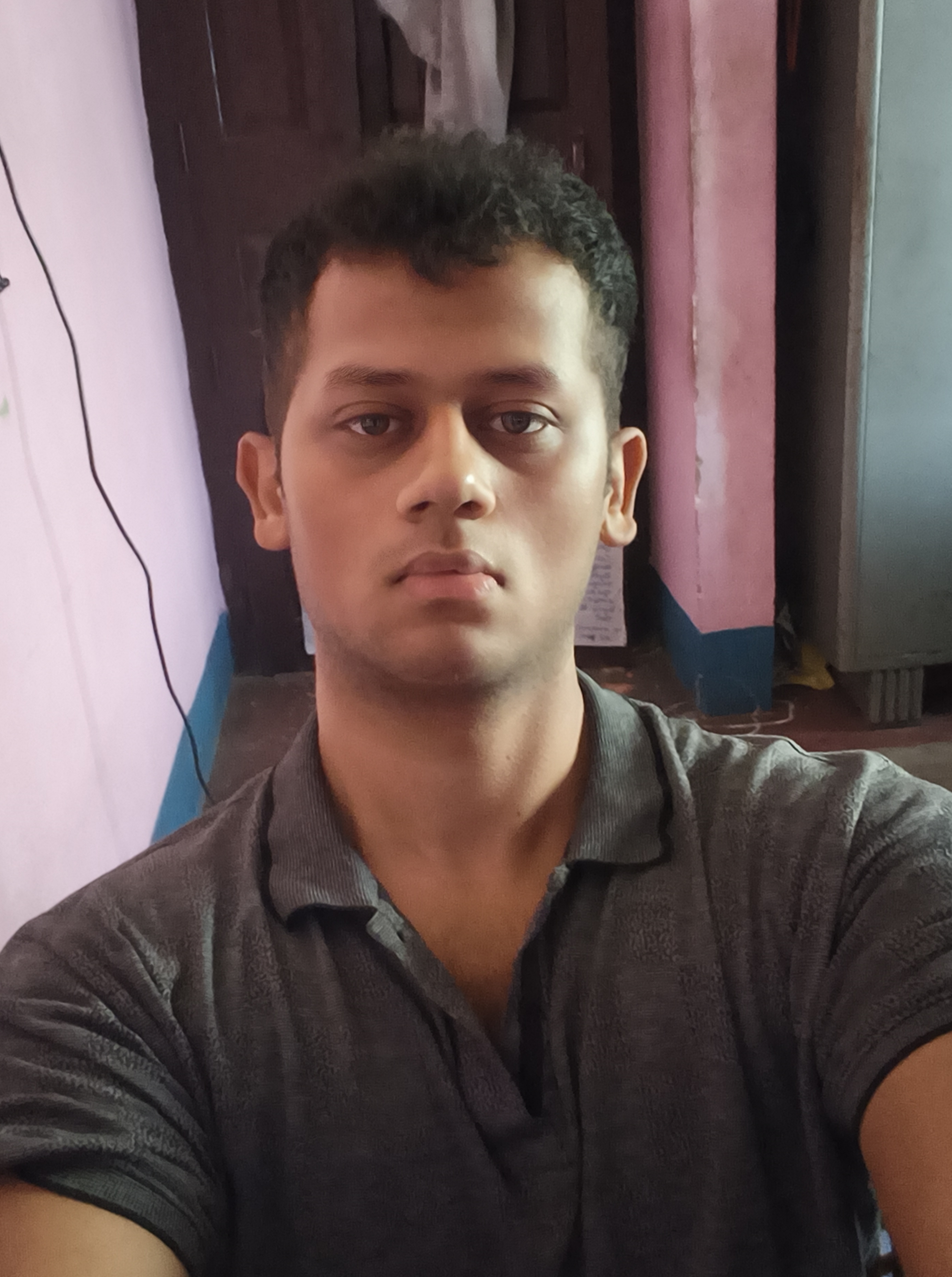 1000054573