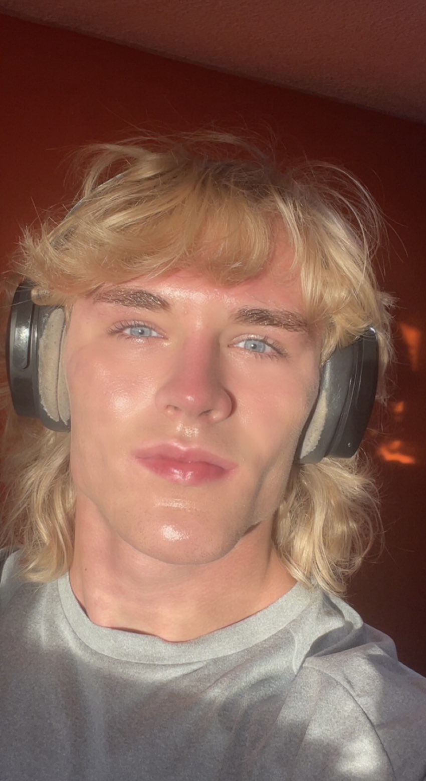 19777