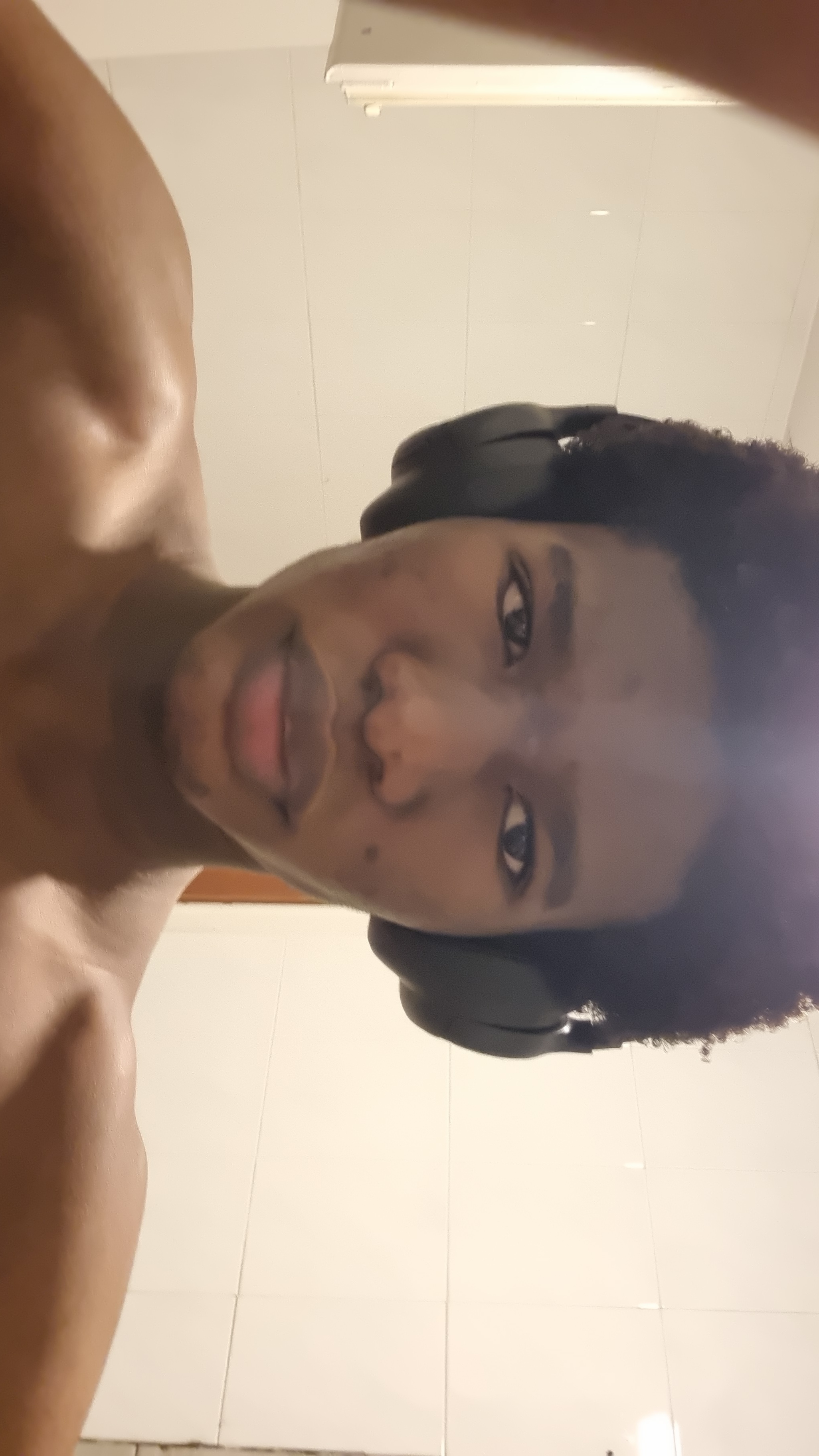 1000010439