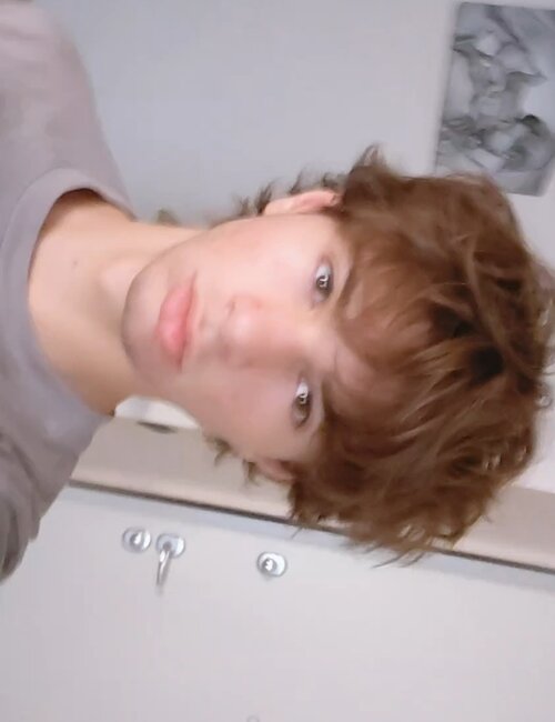 AISelect_20260922_173822_TikTok.jpg