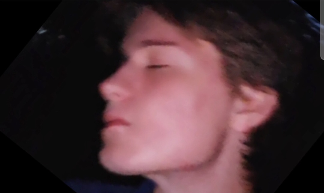 1000031052